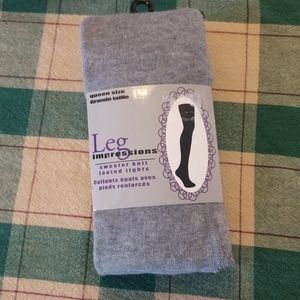 Leg Impressions footed tights NWT